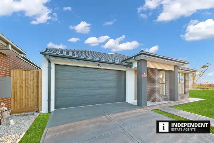 17 Kallara Rd, Brookfield VIC 3338