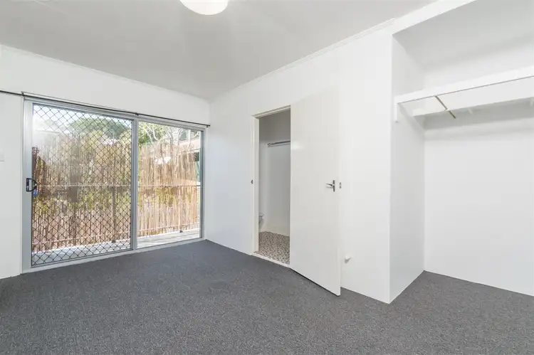 Fifth view of Homely unit listing, 5/57 Bennetts Road, Camp Hill QLD 4152