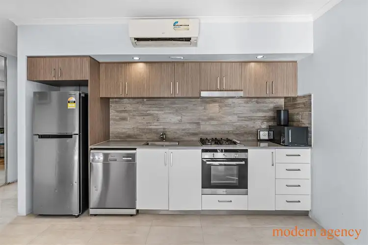 Fifth view of Homely house listing, 4/2 Aldwick Place, Balga WA 6061