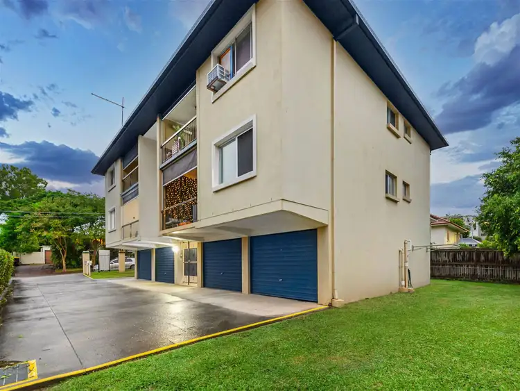 Main view of Homely unit listing, 1/21 Embie Street, Holland Park West QLD 4121