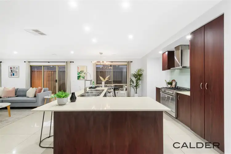 Fifth view of Homely house listing, 4 Durrol Way, Caroline Springs VIC 3023