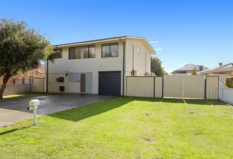 34 Lake Street, Rockingham WA 6168