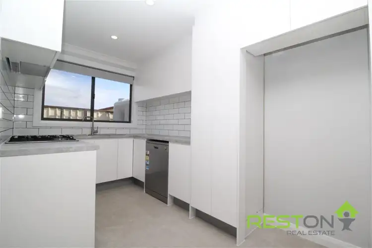 80A Alpine Circuit, St Clair NSW 2759