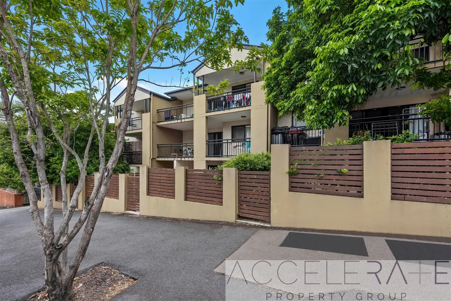 Main view of Homely unit listing, 13/327 Boundary Street, Spring Hill QLD 4000