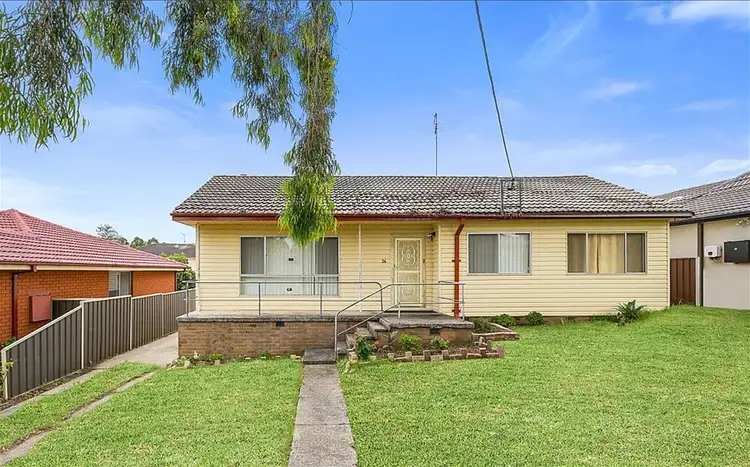 26 Angle Road, Leumeah NSW 2560