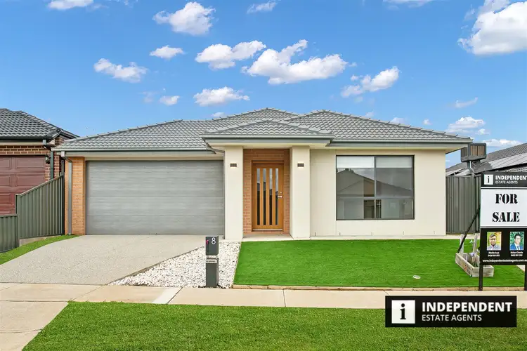 8 Crawford Rise, Cobblebank VIC 3338