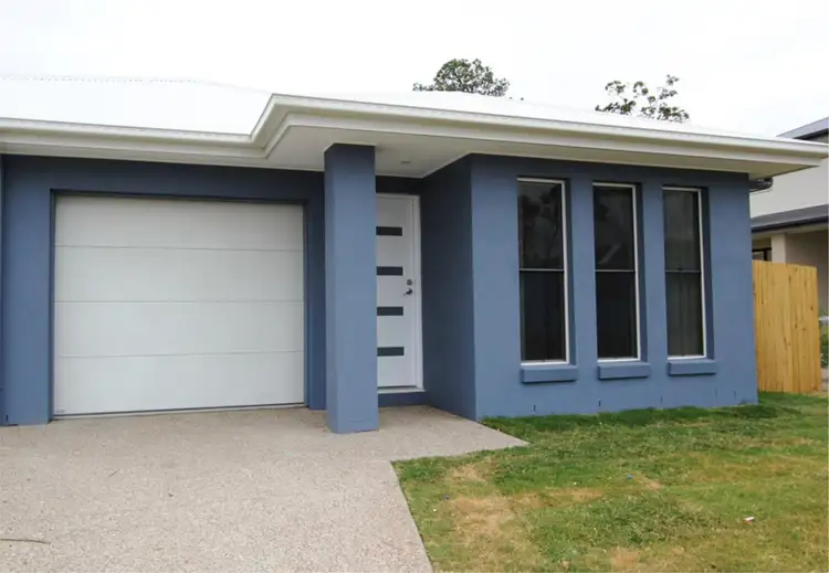 2/43 Pinelands Street, Loganlea QLD 4131