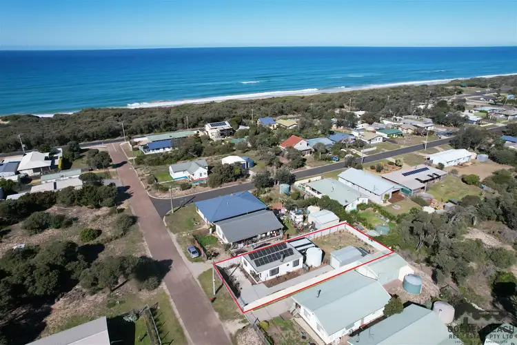 15 Rainbow Road, Golden Beach VIC 3851