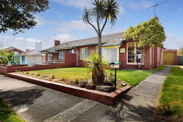 28 Ascot St