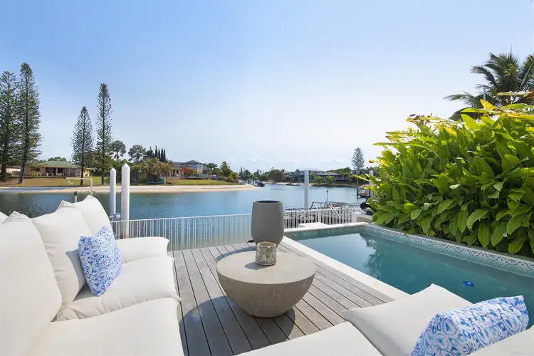 52A Avanti St, Mermaid Waters QLD 4218