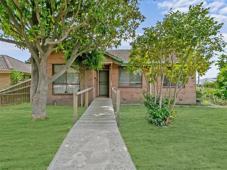 22 Marshall Ave, Moe VIC 3825