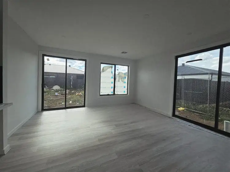 Fifth view of Homely house listing, 15 Starthistle Approach, Rockbank VIC 3335