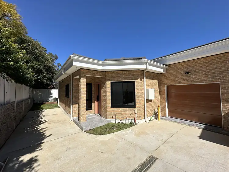 2/33 First Avenue, Eastwood NSW 2122