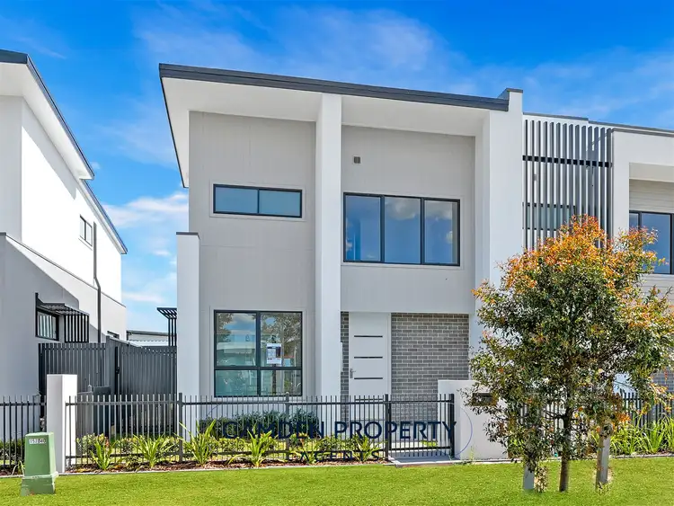10 Dexter Street, Oran Park NSW 2570