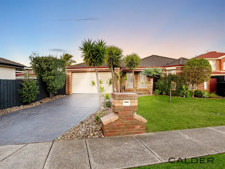 17 Ryland Circuit, Delahey VIC 3037