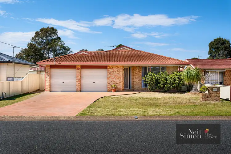 24 Fairlands Road, Mallabula NSW 2319