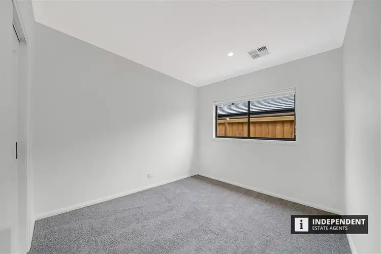 Fifth view of Homely house listing, 9 Belle Fluer Way, Brookfield VIC 3338