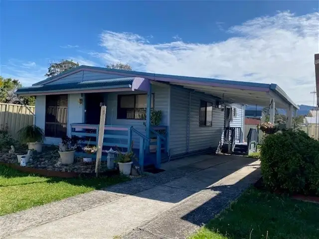 42/278-280 Princes Highway, Bomaderry NSW 2541