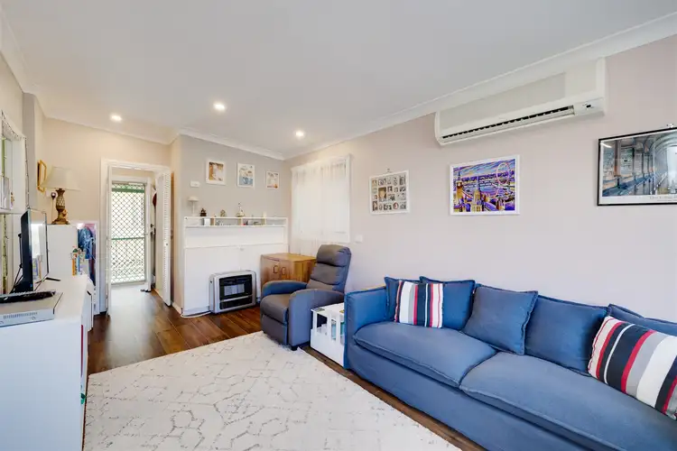 42 First Avenue, Green Point NSW 2251