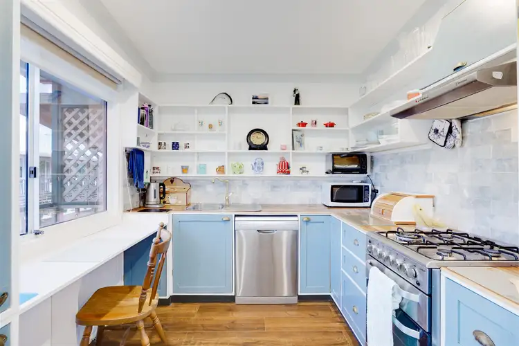 42 First Avenue, Green Point NSW 2251