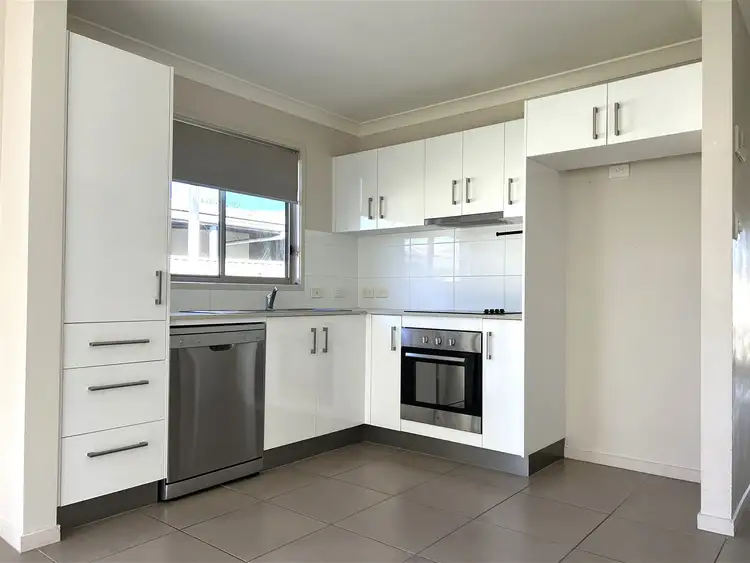 34/73 Centenary Dr Nth, Middlemount QLD 4746