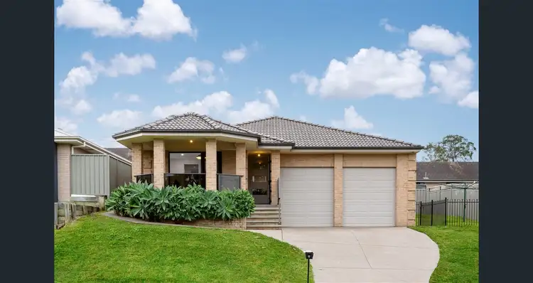 6 Cleveland Street, Cameron Park NSW 2285