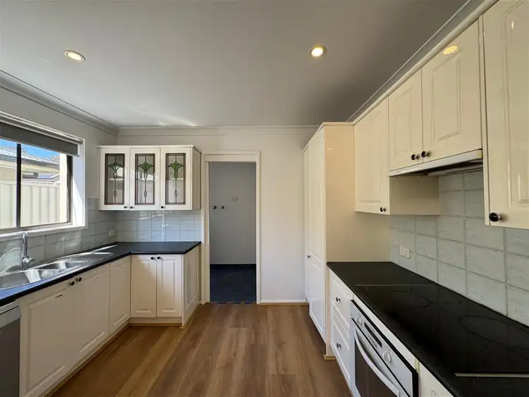 Fifth view of Homely house listing, 8 Falcon Pl, Ingleburn NSW 2565