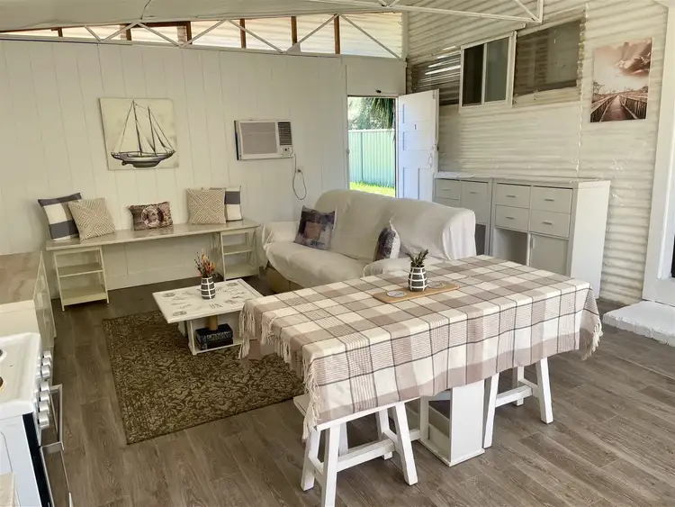 1 Osborne Street, Urana NSW 2645