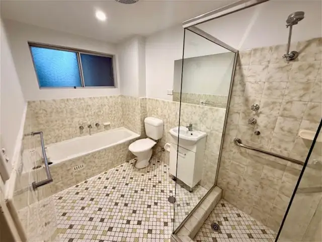 Fifth view of Homely unit listing, 5/16 Dee Why Pde, Dee Why NSW 2099