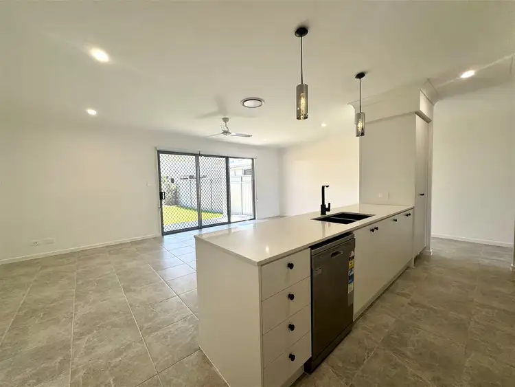 12 Princeton Circuit, Lawnton QLD 4501