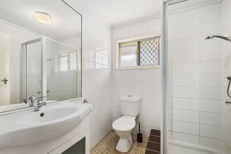 Main view of Homely unit listing, 2/106 Princess Street, Kangaroo Point QLD 4169