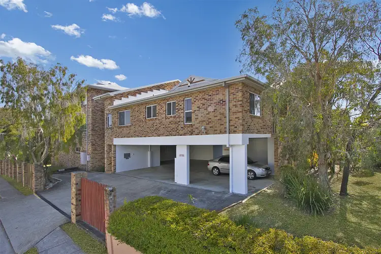 1/237 Cavendish Road, Coorparoo QLD 4151