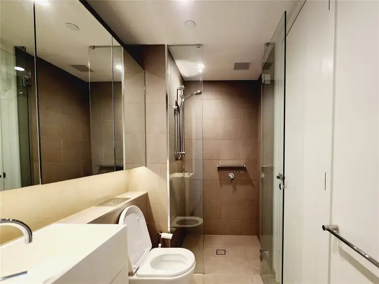 Third view of Homely apartment listing, 2505/70 Southbank Boulevard, Southbank VIC 3006