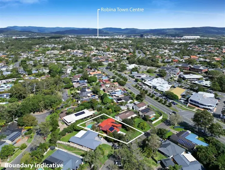 5 Tennyson Place, Robina QLD 4226