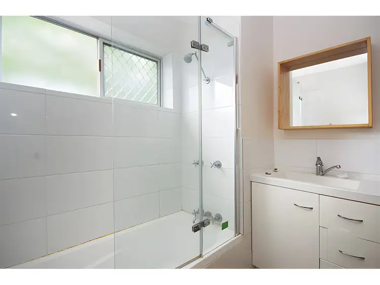 Fifth view of Homely unit listing, 3/65 Raby Road, Coorparoo QLD 4151