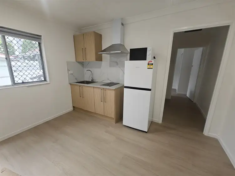 Unit2/4 Tryon Street