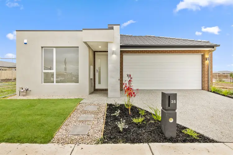 35 Skyline Road, Fraser Rise VIC 3336