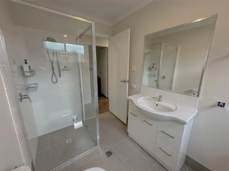 Fifth view of Homely house listing, 4/24 Granite Street, Stanthorpe QLD 4380