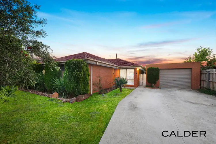6 Denny Place, Melton South VIC 3338