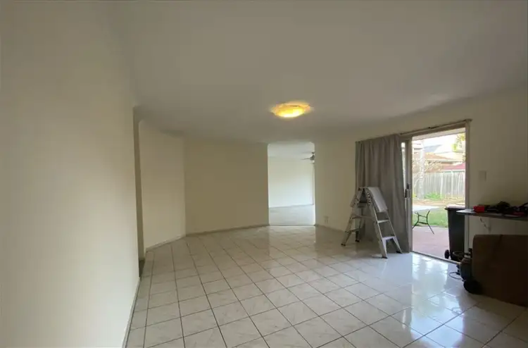 Fifth view of Homely house listing, 15 Daffodil Crescent, Calamvale QLD 4116