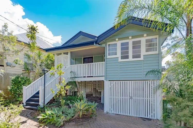38 Abingdon Street, Woolloongabba QLD 4102
