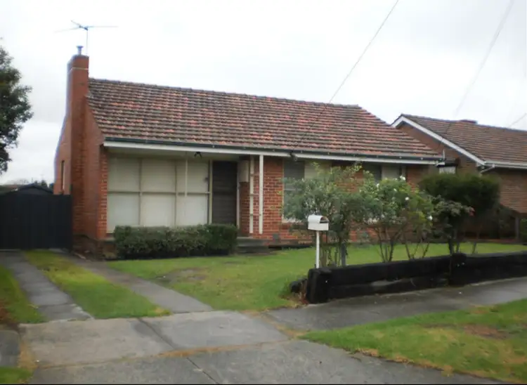 21 Hales Cres, Jacana VIC 3047