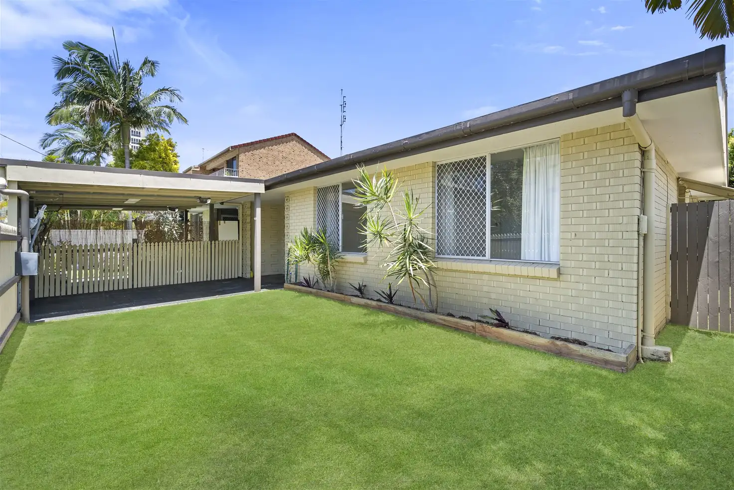 Main view of Homely semi-detached listing, 2/8 Phillip Street, Labrador QLD 4215