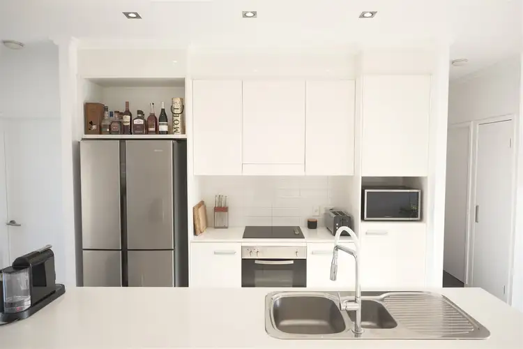 2 Gaven Crescent, Mermaid Beach QLD 4218