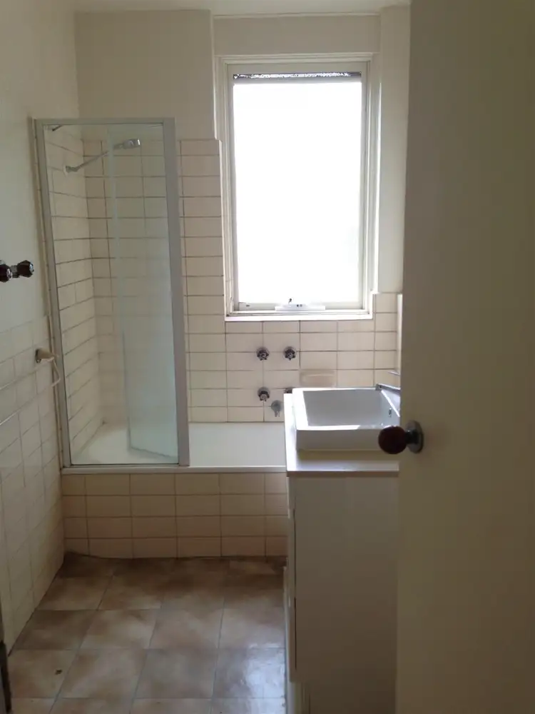 Fourth view of Homely apartment listing, 19/14 The Ave, Windsor VIC 3181