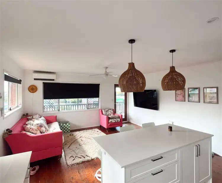2/44 West Burleigh Road