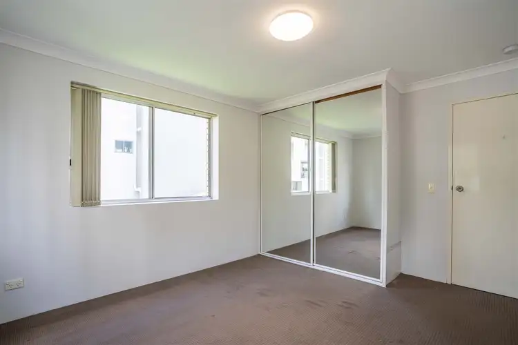 Third view of Homely house listing, 4/24 Carl Street, Woolloongabba QLD 4102