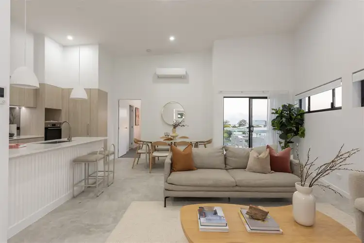 16/105 Chestnut Street, Wynnum QLD 4178