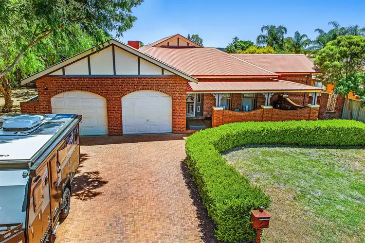 15 Erica Close, Dubbo NSW 2830