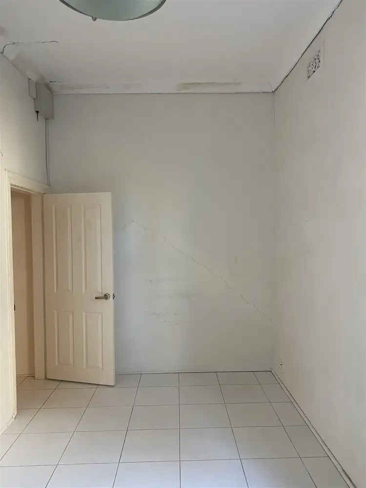 Fourth view of Homely unit listing, 2/94 Victoria Avenue, Chatswood NSW 2067